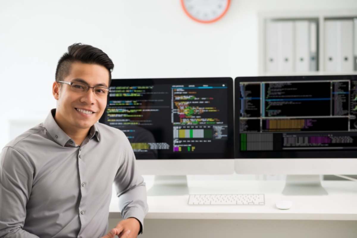 Full Stack Developer Vs Software Engineer_ Which One To Choose_