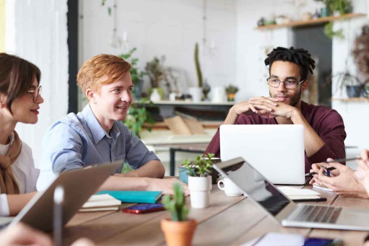 Mastering the Art of Building a Dynamic Freelance Dream Team